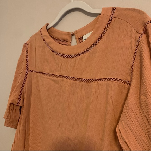 Ava Viv Coral Cringle Blouse - Picture 3 of 3